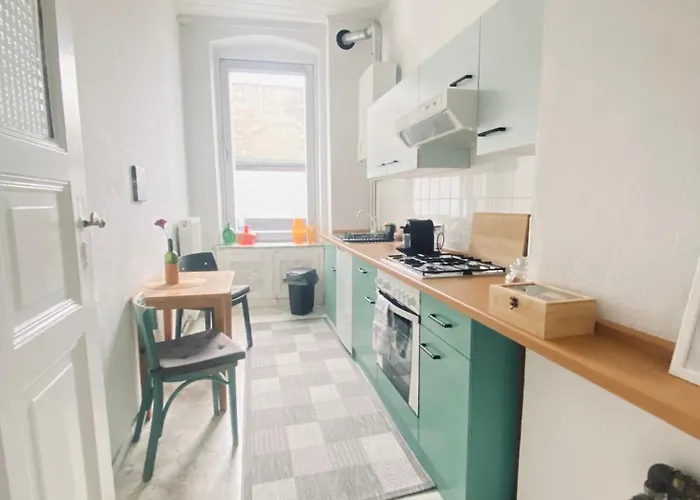 Gemuetliche 2-zimmer Mit Kleinen Bad * Βερολίνο