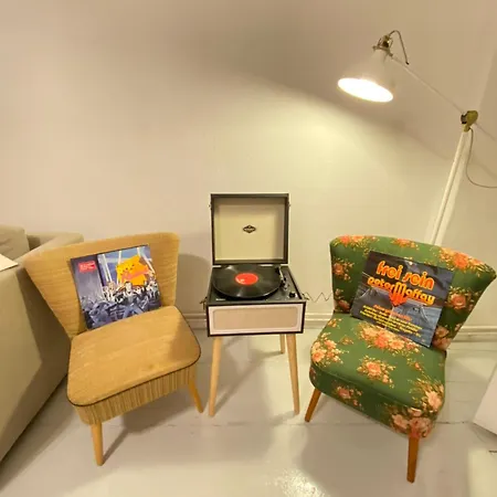 Gemuetliche 2-zimmer Mit Kleinen Bad Berlin