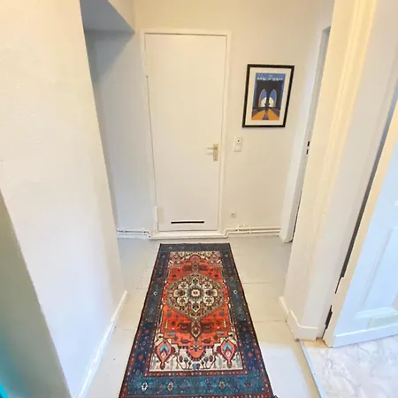 Gemuetliche 2-zimmer Mit Kleinen Bad Apartment