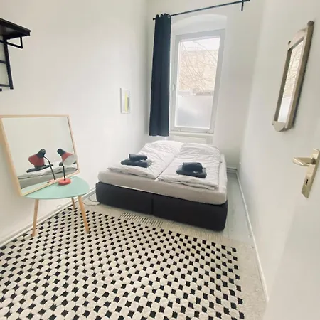 Gemuetliche 2-zimmer Mit Kleinen Bad *