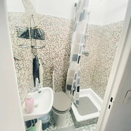 Apartment Gemuetliche 2-zimmer Mit Kleinen Bad