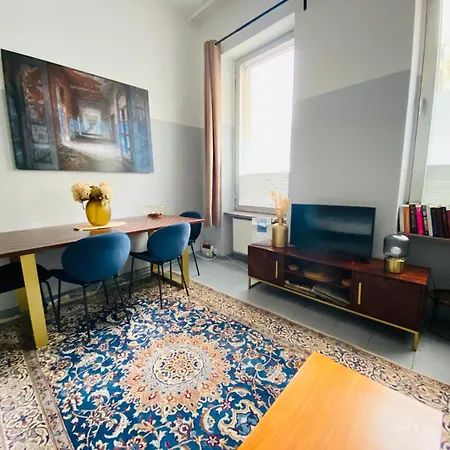 Gemuetliche 2-zimmer Mit Kleinen Bad Berlin