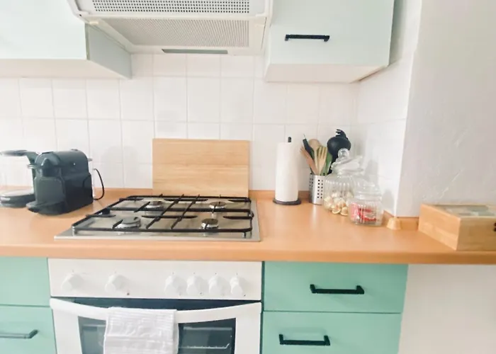 Gemuetliche 2-zimmer Mit Kleinen Bad Apartament