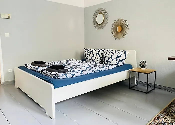 Gemuetliche 2-zimmer Mit Kleinen Bad Berlin